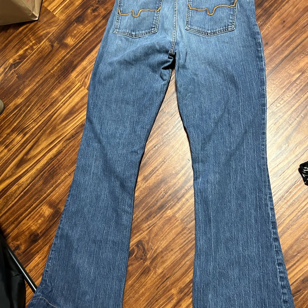 Jennifer Kimes  jean